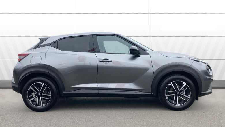 Nissan Juke 1.0 DiG-T N-Connecta 5dr Petrol Hatchback